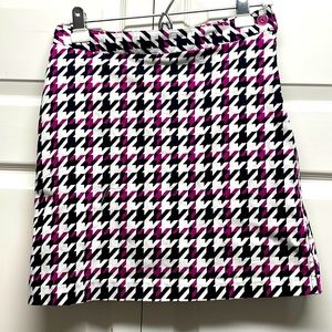 Ladies golf EP PRO SKORT. SIZE 4.